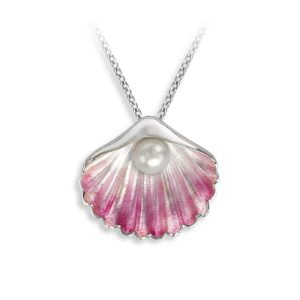 Elegant Sterling Silver Shell Necklace: A Pearl-Adorned Beauty