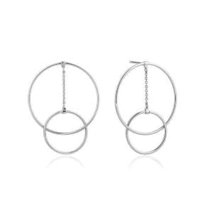 Sleek Silver Hoops: Everyday Chic Earrings for the Modern Woman