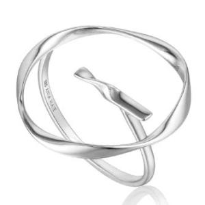 Sleek Sterling Silver Ring: Twisted Circle Design for Sophistication