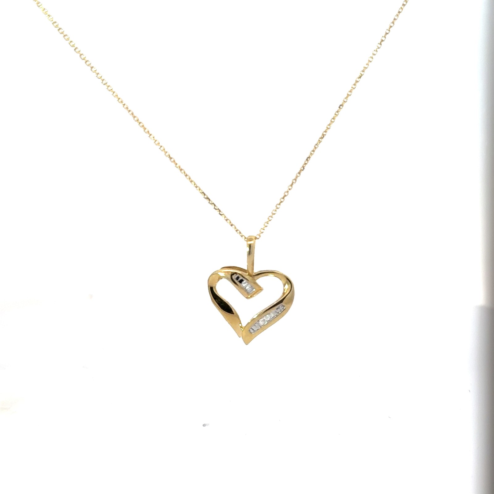.jpg 10kt yellow gold diamond baguette heart pendant on 0.8mm diamond cut cable chain 18" D tw 0.05cts SI clarity, near colorless H/I color