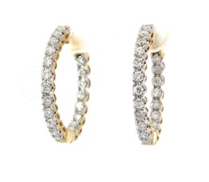 14kt yellow gold shared prong inside out hoop earring SI1, near colorless H