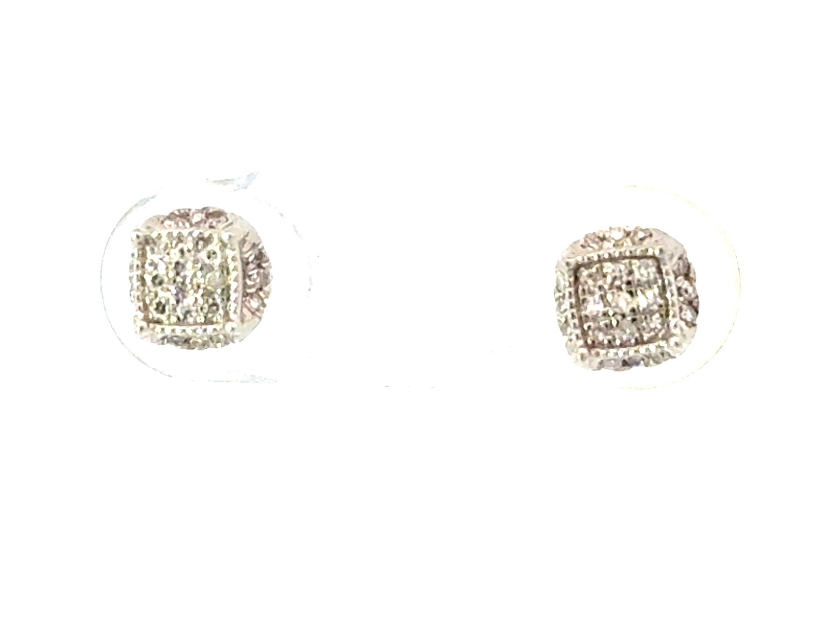 10kt white gold diamond pave cluster stud earring tw 0.10cts I1, I