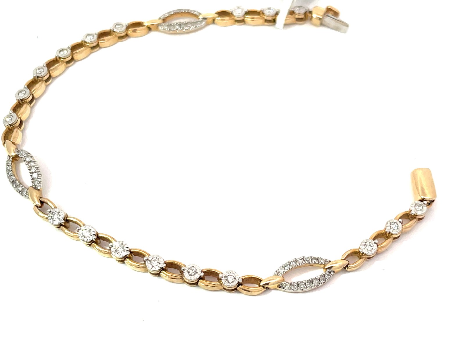 10kt two tone diaond oval tennis bracelet with illusion heads tw 0.50cts SI2/I1 I/J