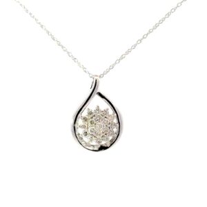 10kt white gold diamond cluster pendant D tw 0.50cts SI2/I1 clarity, near colorless I/J color on machine made rope 18"