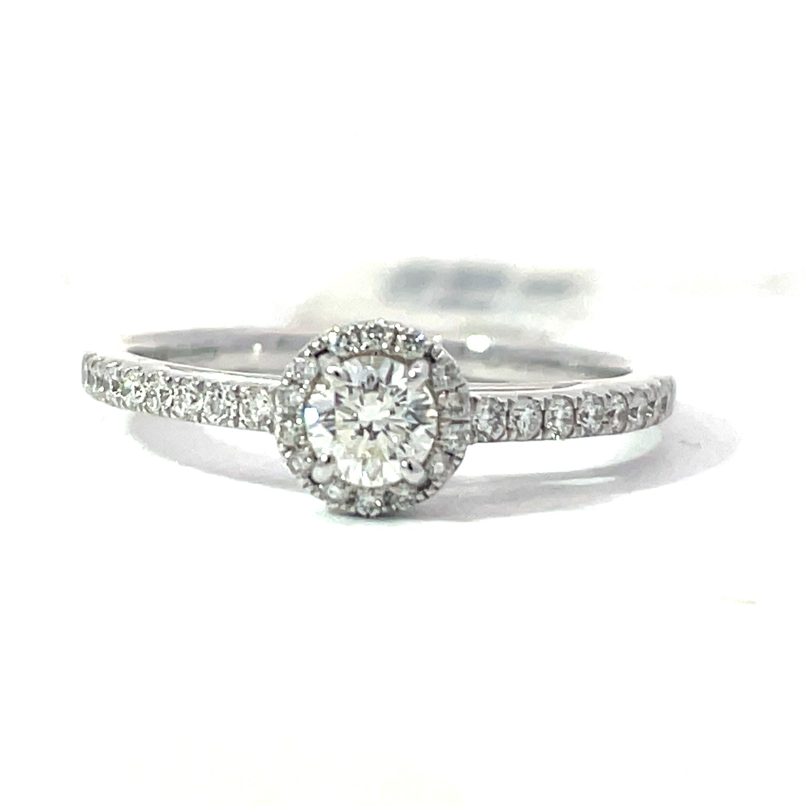 14kt white gold diamond round tw 0.22 ct si, g/h, C - tw 0.26cts SI1, G/H color tw 0.48cts
