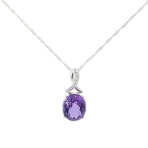 14kt white gold diamond and checkerboard amethyst pendant D tw 0.04cts A tw 4.10