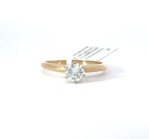 14kt yellow gold diamond solitaire engagement ring D tw 0.47cts SI1 clarity, near colorless H color