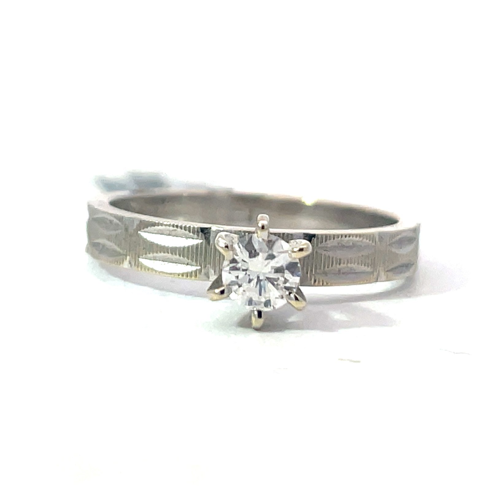 T 14KT W/G LADIES DIAMOND ENGAGEMENT RING TW 0.22 CTS