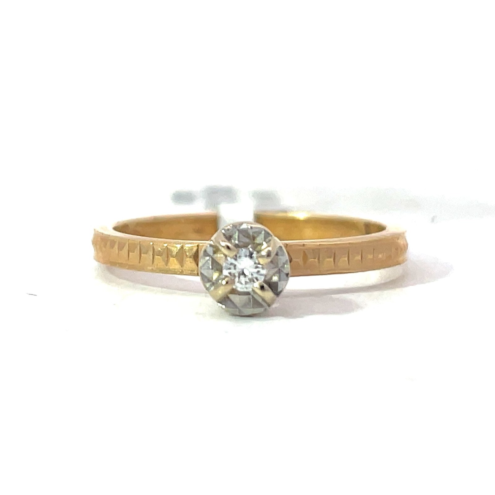 14 KT 2 TONE LADIES ILLUSION HEAD DIAMOND ENGAGEMENT RING .7PTS SI/H