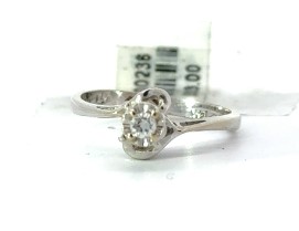 14KT W/G LADIES DIAMOND ENG. RING TW 0.10 CTS VS2 CLARITY