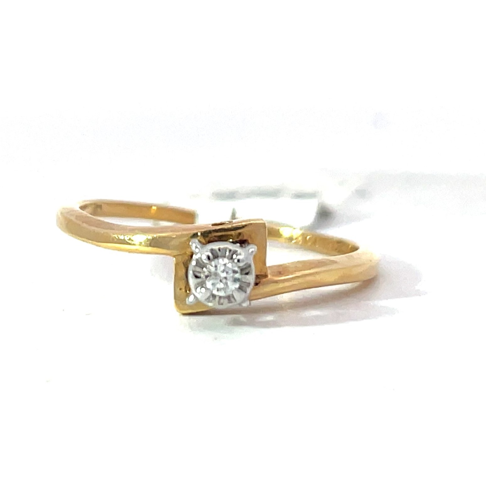 14 KT Y/G DIAMOND RING TW 0.03 PT SI CLARITY, H COLOR