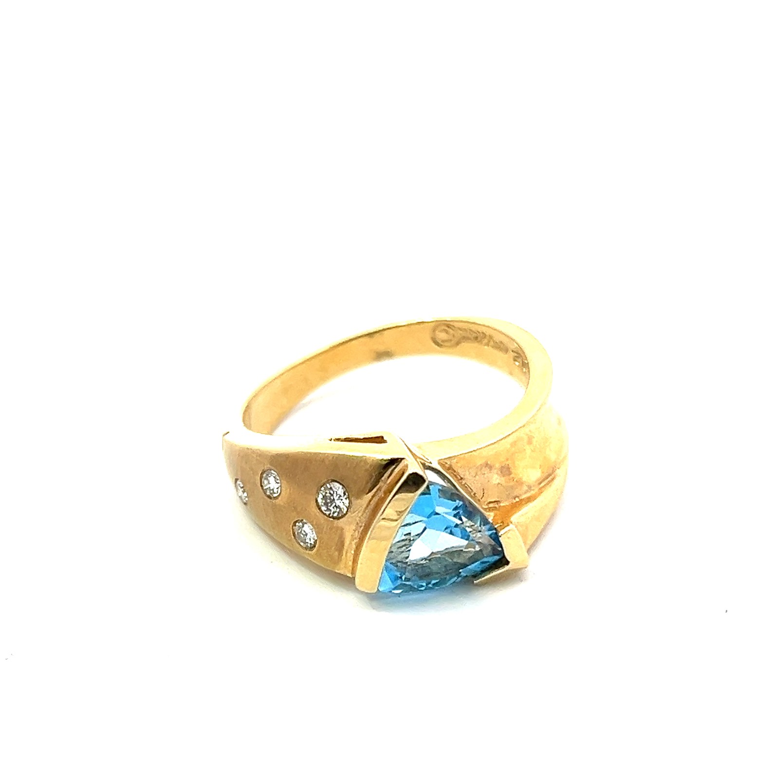 bt 14KT Y/G BLUE TOPAZ AND DIAMOND RING 1.60CT, DIA TW 0.08 SI / G/H
