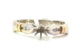 A 14KT 2 TONE DIAMOND SEMI MOUNT RING CENTER.25 4 DIA /W 5PTS SI, H