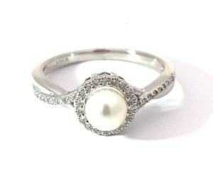 14kt white gold diamond halo cultured pearl ring P 5mm D tw 0.12cts