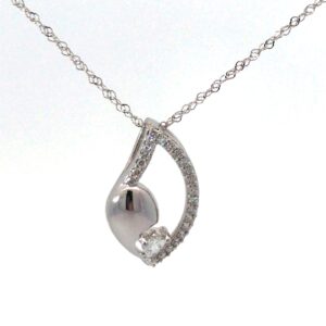 14kt white gold diamond fashion pear shape pendant D tw 0.26cts VS2/SI1, near colorless H color on twisted diamond cut chain 18"