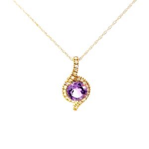 10kt yellow gold genuine amethyst and diamond halo pendant D tw 0.09cts A tw 0.64cts SI2, I