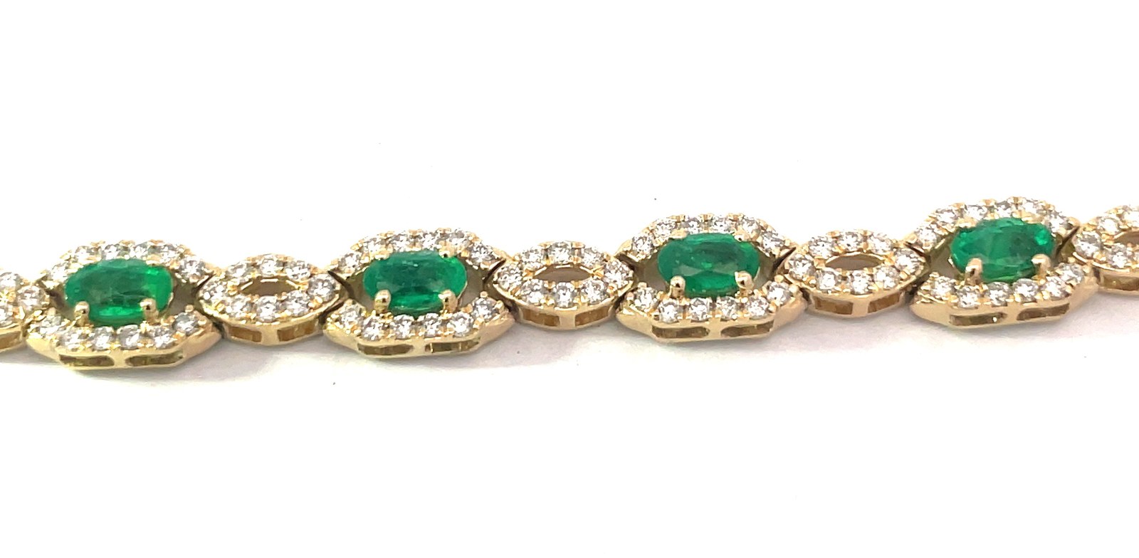 B .jpg 14kt yellow gold genuine emerald and diamond fashion bracelet D tw 2.60cts E tw 2.97cts VS2, near colorless F color with foldunder safety