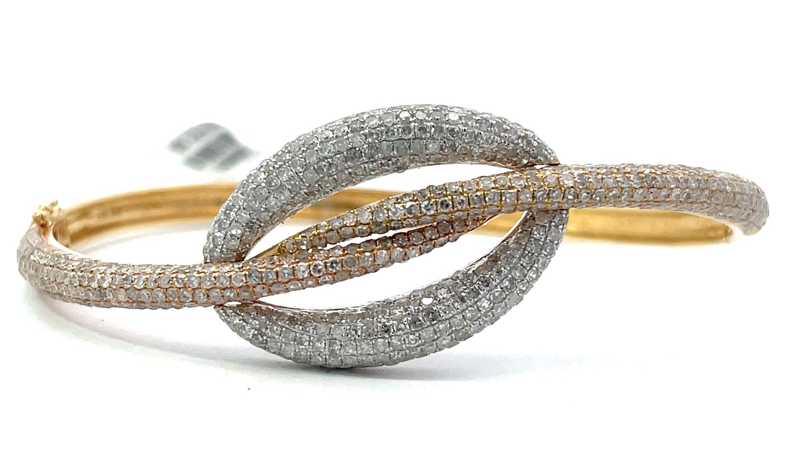 BA 14kt tri colored pave diamond fashion circle bangle tw 3.82cts SI1/SI2, I with foldover safety