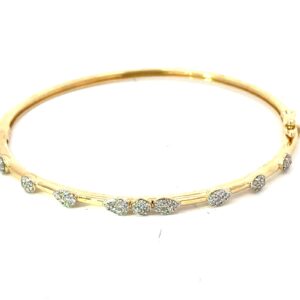 10kt yellow gold diamond shape cluster bangle bangle bracelet D tw 0.50cts SI1 clarity, near colorless H color with foldover safety