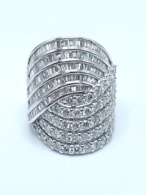 10kt white gold diamond baguette and round wide fashion ring D tw 4.00cts SI1, near colorless H color