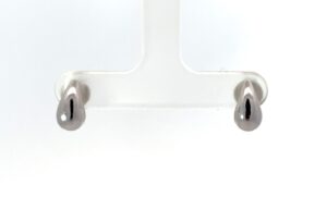 Sterling Silver pear shape shiny stud earring