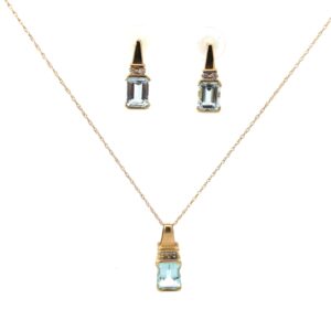 14kt yellow gold genuine aquamarine and diamond pendant and earring set SOLD AS SET SI2/I1 clarity, near colorless I color