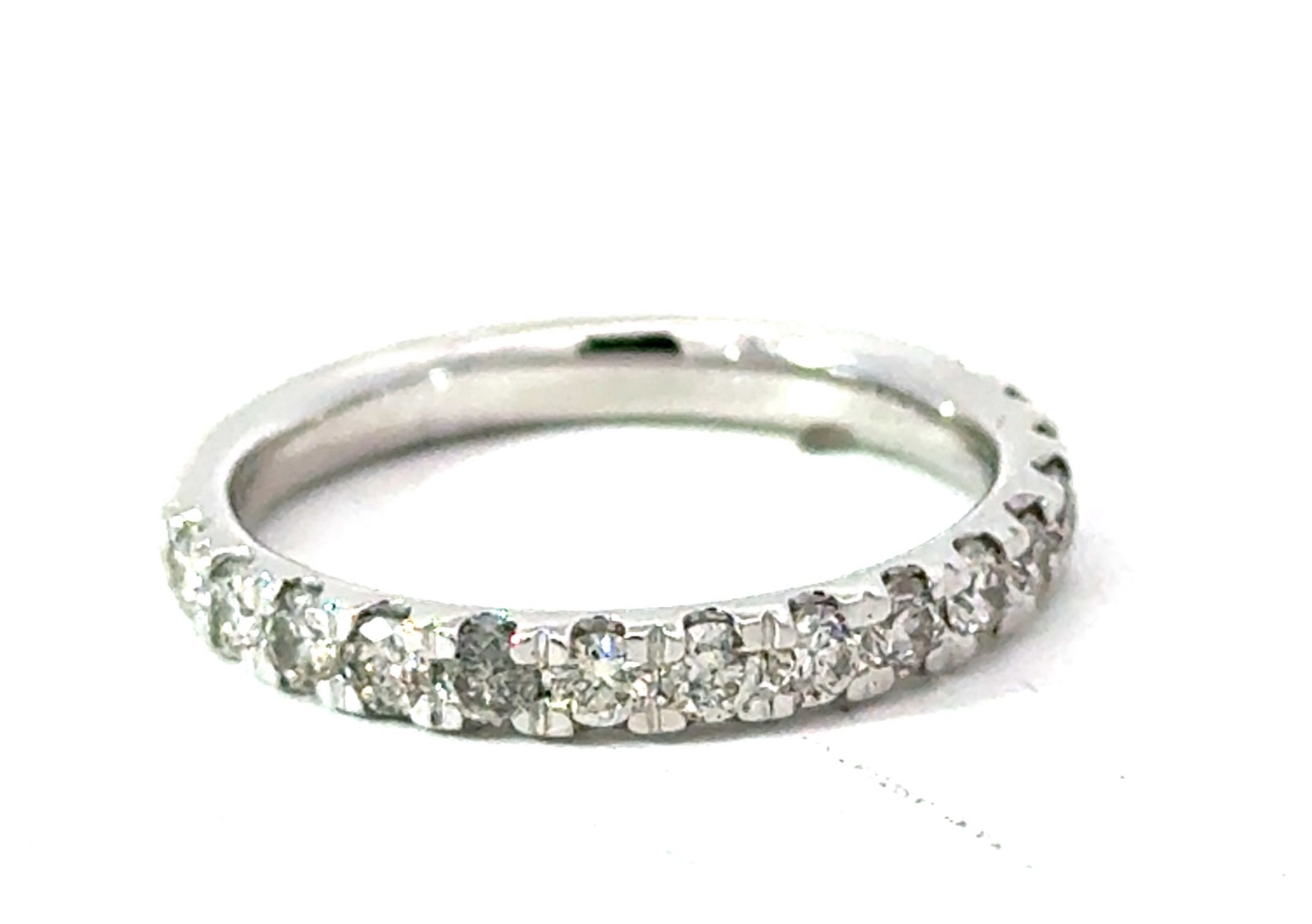 14kt white gold classic diamond wedding band tw 0.75cts SI clarity, near colorless H/I color