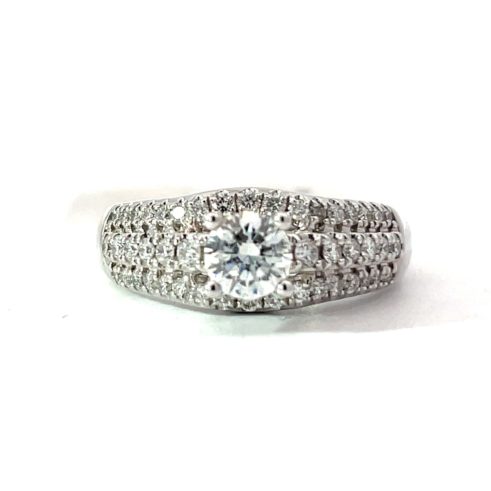 RAC 14kt white gold diamond engagement ring center aprox 0.50cts tw 1.00cts SI, G/H color