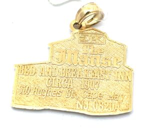 14KT Y/G CHARM "MANSE"