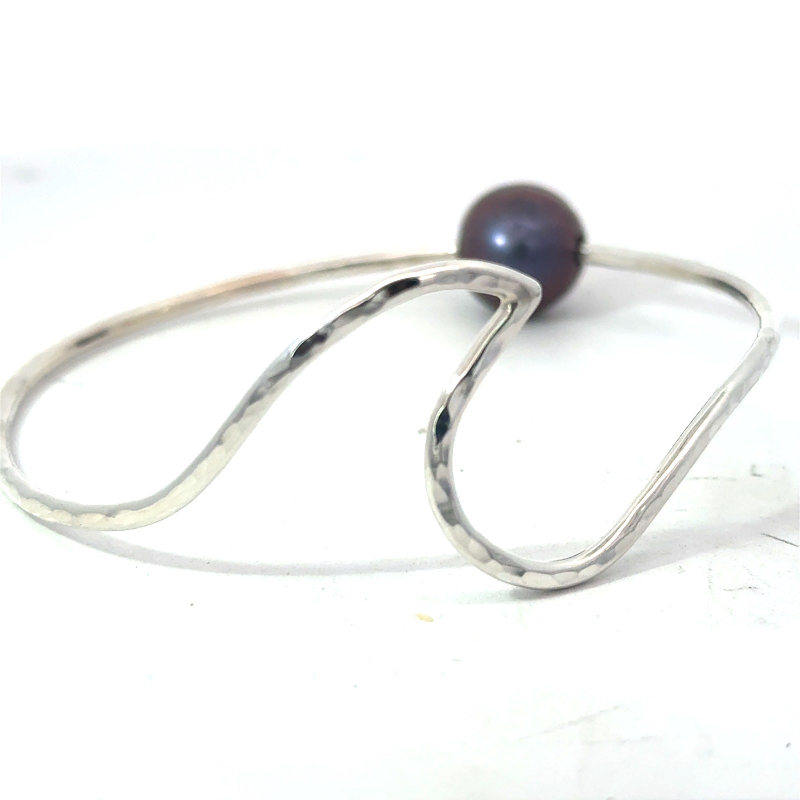 Sterling Silver rhodium plated freshwater black pearl wave bangle bracelet