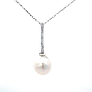 Sterling silver cz and freshwater white pearl drop pendant on 11mm dc cable chain with claw 18" rhod