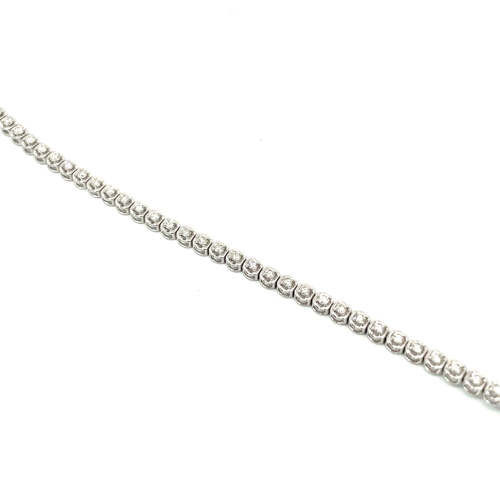 WHRMXX .jpg 10kt white gold diamond tennis bracelet tw 1.00cts with two figure 8 locks SI, H