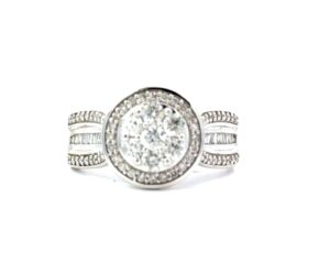 10kt white gold round diamond halo cluster ring tw 1.00cts SI, H color