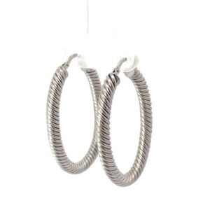 10kt white gold twisted cable style oval hoop earring