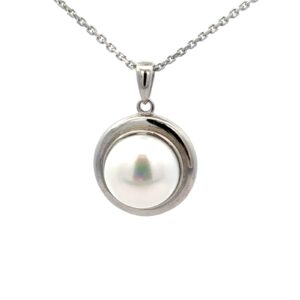 Sterling Silver rhodium plated freshwater white pearl cabochon neckace on 1.4mm diamond cut cable chain 18"