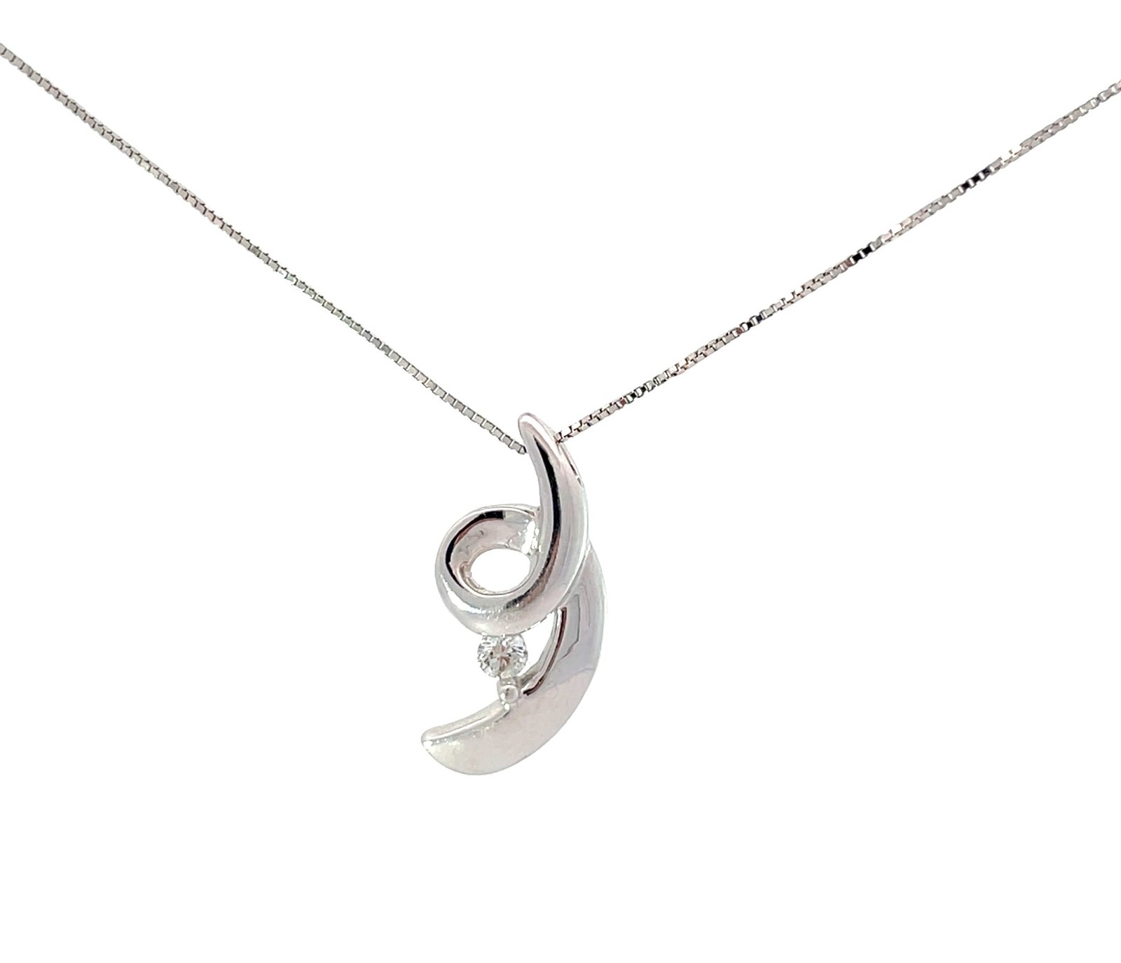 swirlpend 14KT W/G DIAMOND SWIRL PENDANT .08PTS TW