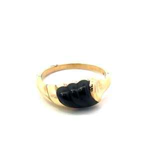 14KT YG JET BLACK ONYX RING - SIZE 7