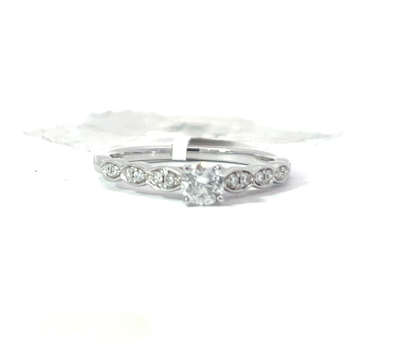 .jpg 14kt white gold diamond semi mount d C tw 0.24 cts tw 0.33cts SI, G/H